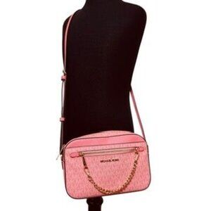 MICHAEL KORS Jet Set East West Large Logo Crossbody Bag Chain Grapefruit Pink